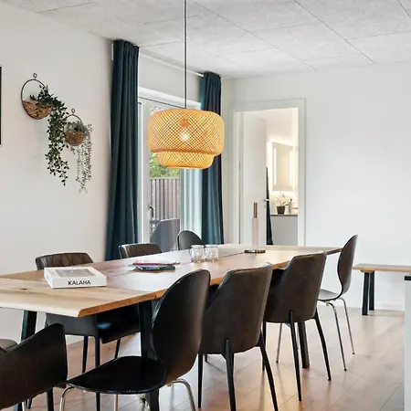 Gorgeous In With Kitchen Hjerm